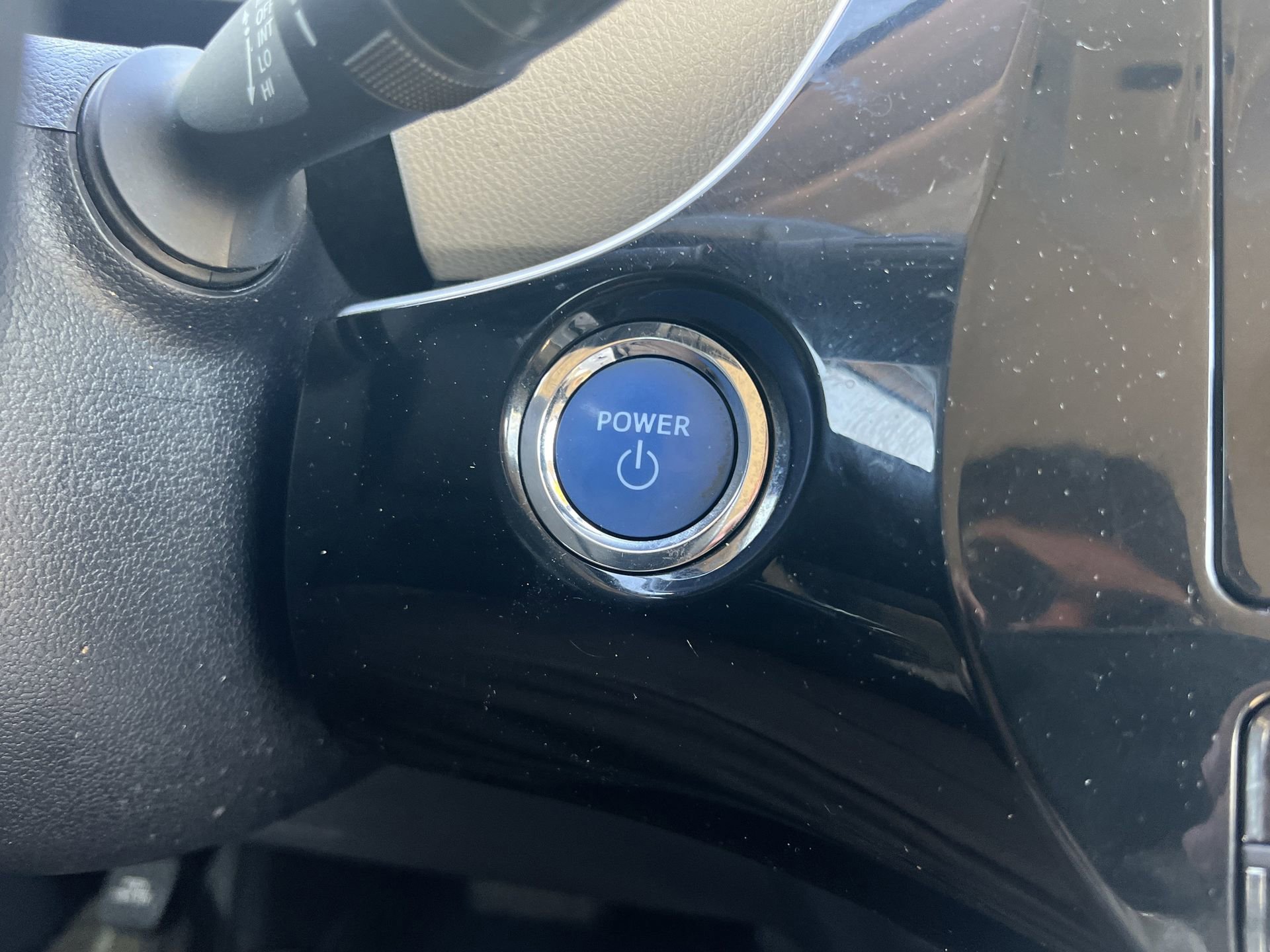 Used 2016 Toyota Prius Four image 6