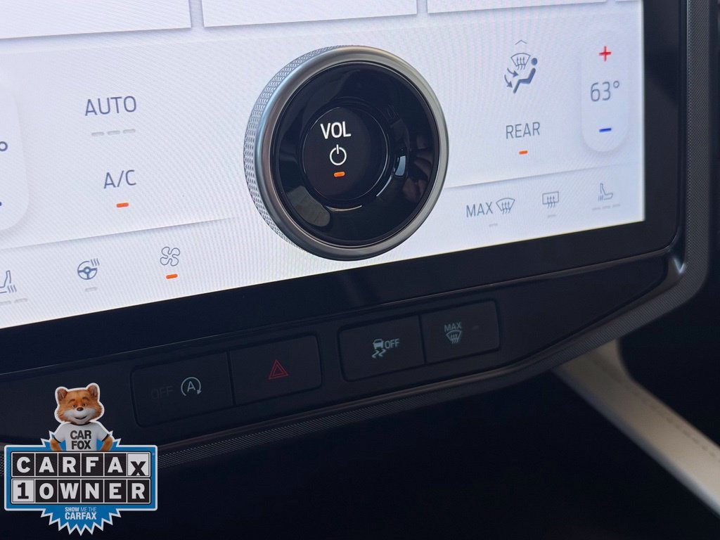 Used 2024 Ford Expedition Platinum RWD image 15