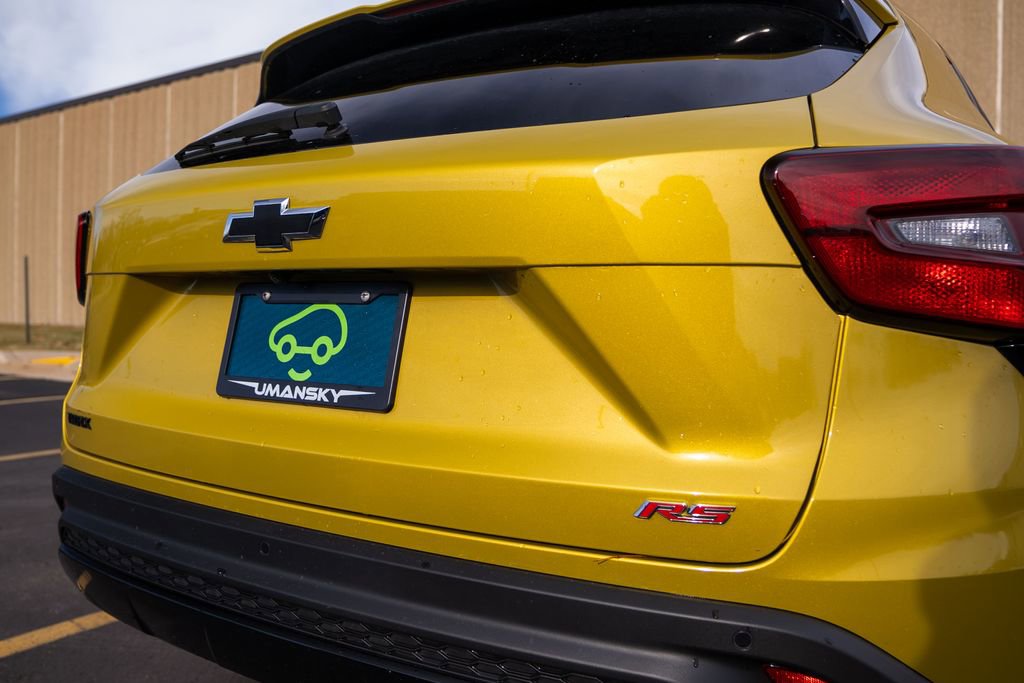 Used 2025 Chevrolet Trax RS w/ Driver Confidence Package image 10