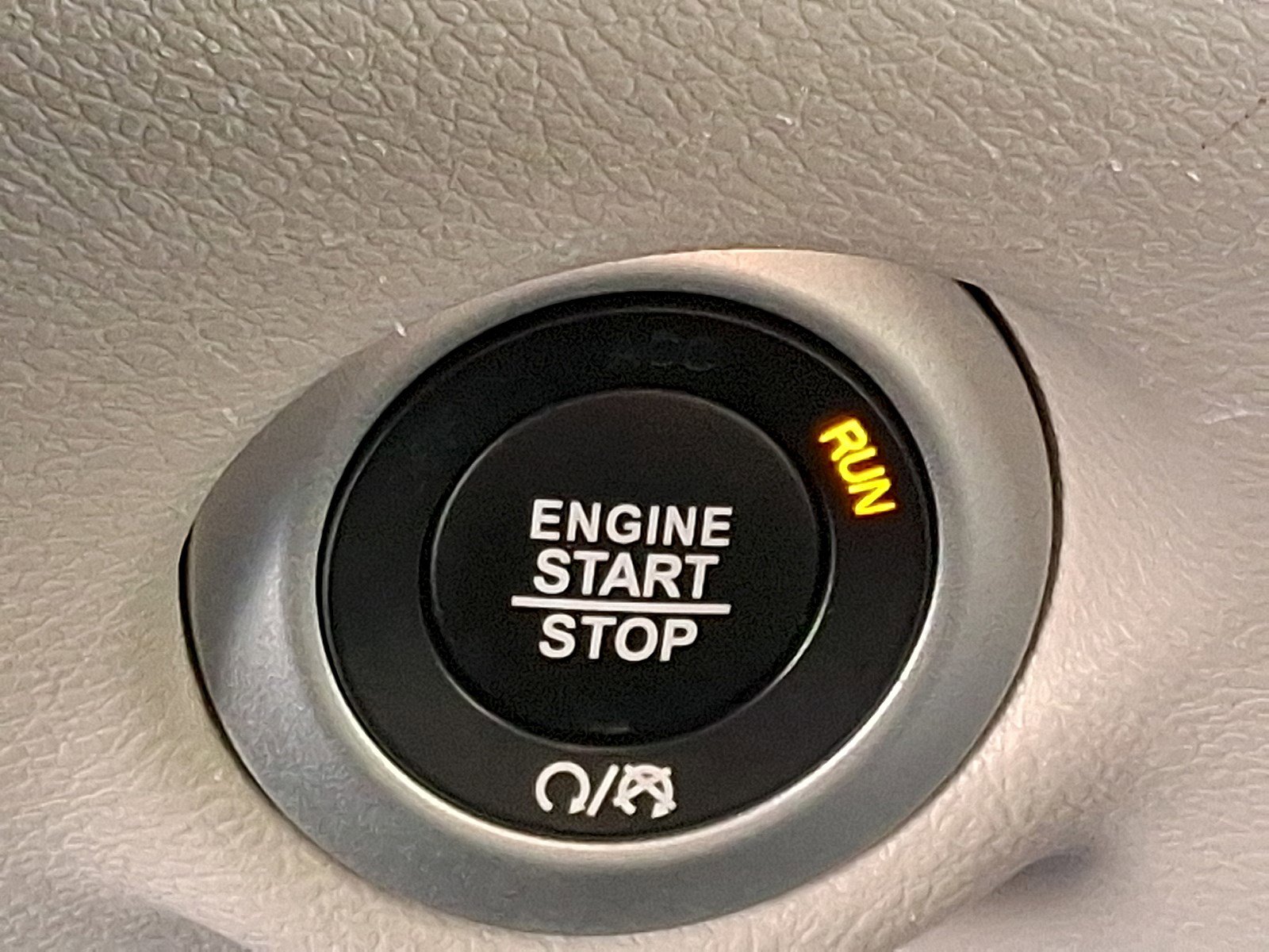 Used 2024 Chrysler Pacifica Touring-L image 22