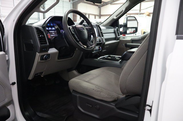 Used 2021 Ford F350 XLT w/ XLT Premium Package AWD/4WD image 30