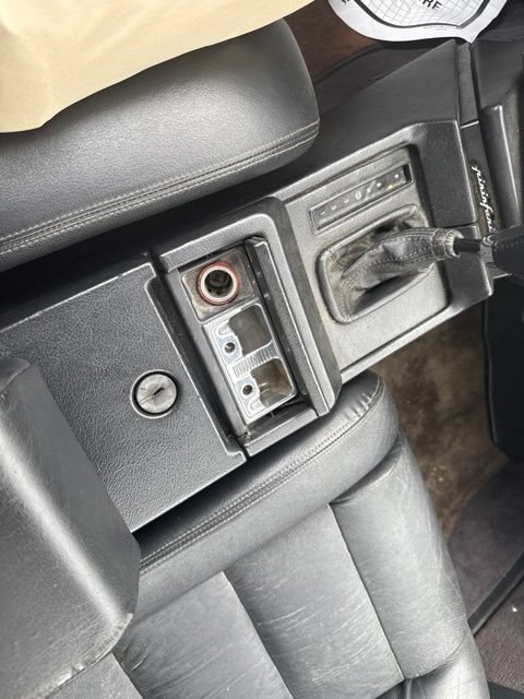 Used 1992 Cadillac Allante FWD image 18