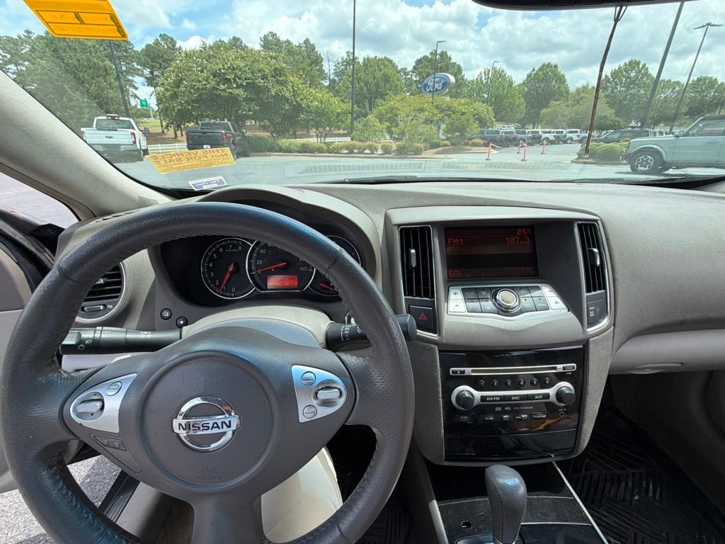 Used 2009 Nissan Maxima 3.5 SV FWD image 2
