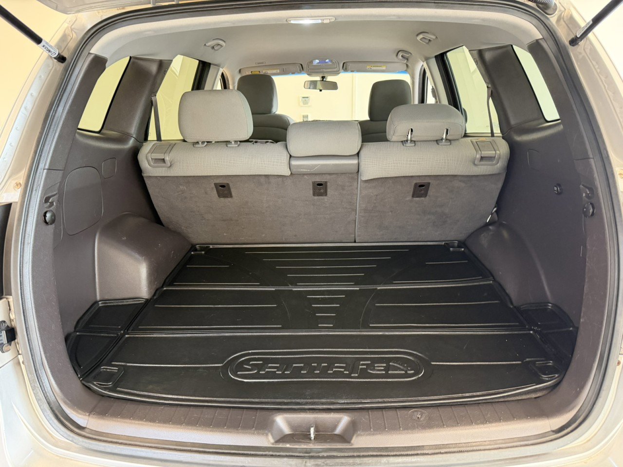 Used 2010 Hyundai Santa Fe GLS image 23