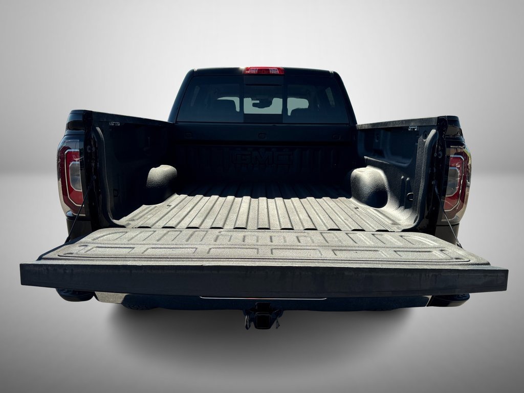 Used 2018 GMC Sierra 1500 SLT image 8