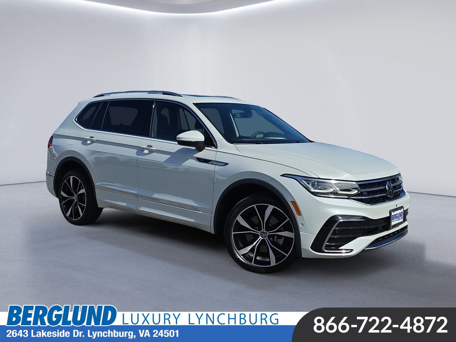 Used 2024 Volkswagen Tiguan SEL R-Line
