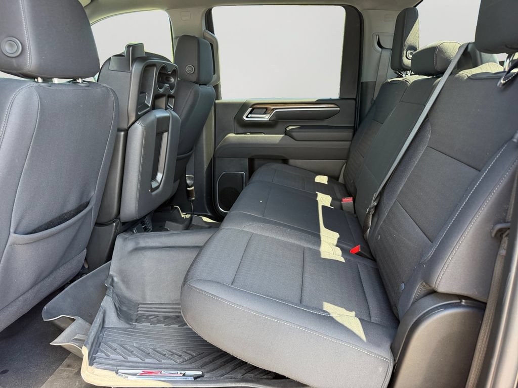 Used 2025 Chevrolet Silverado 2500 LT AWD/4WD image 12
