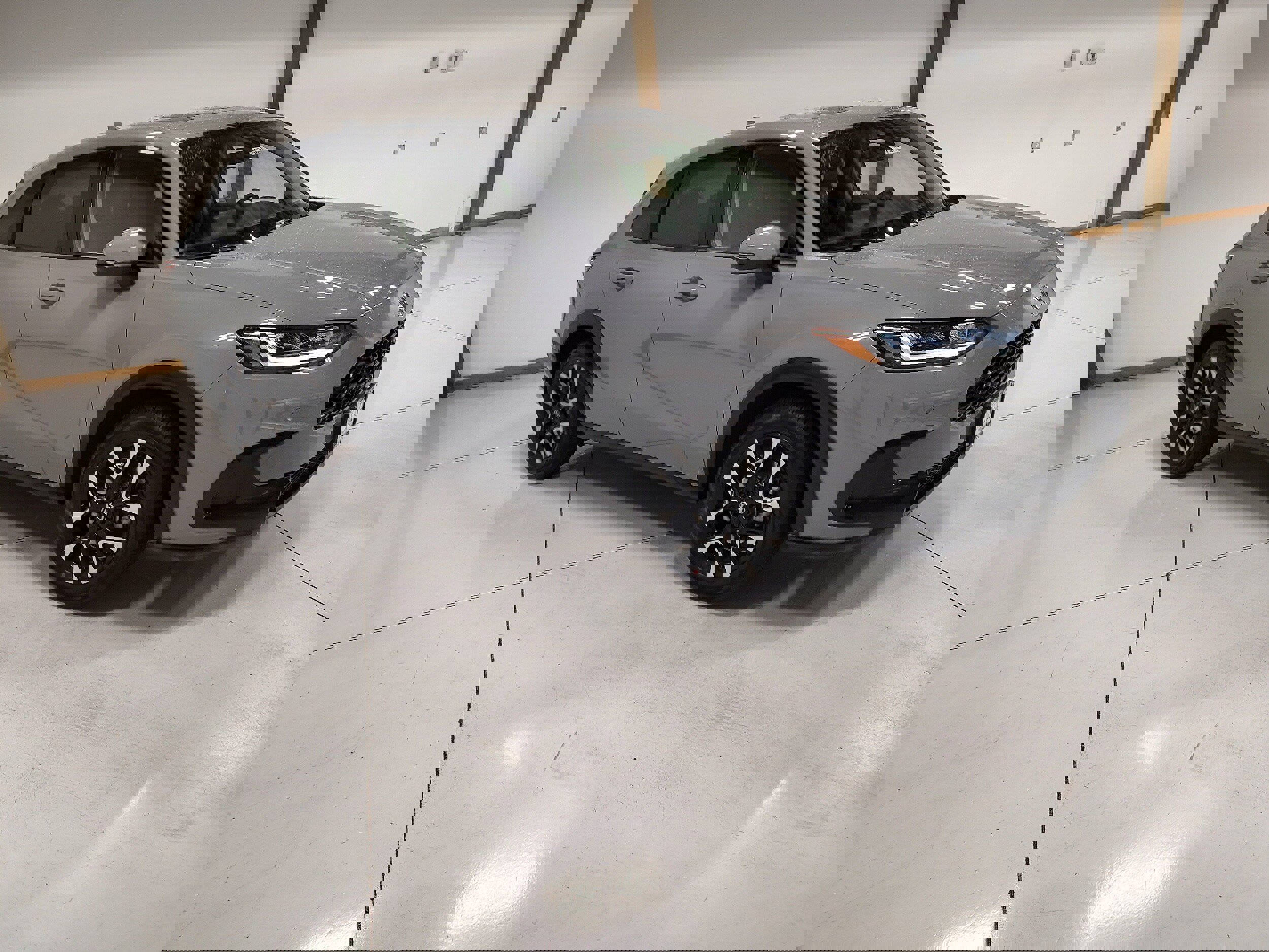 New 2026 Honda HR-V EX-L image 2