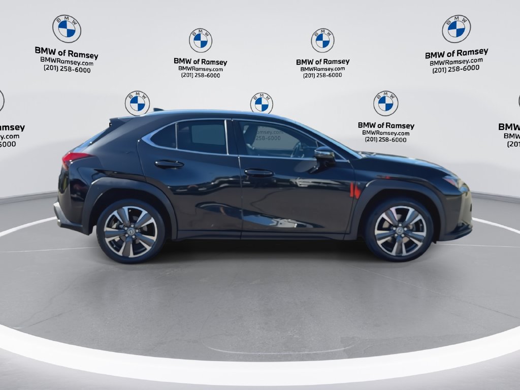 Used 2020 Lexus UX 200 w/ Accessory Package FWD image 9