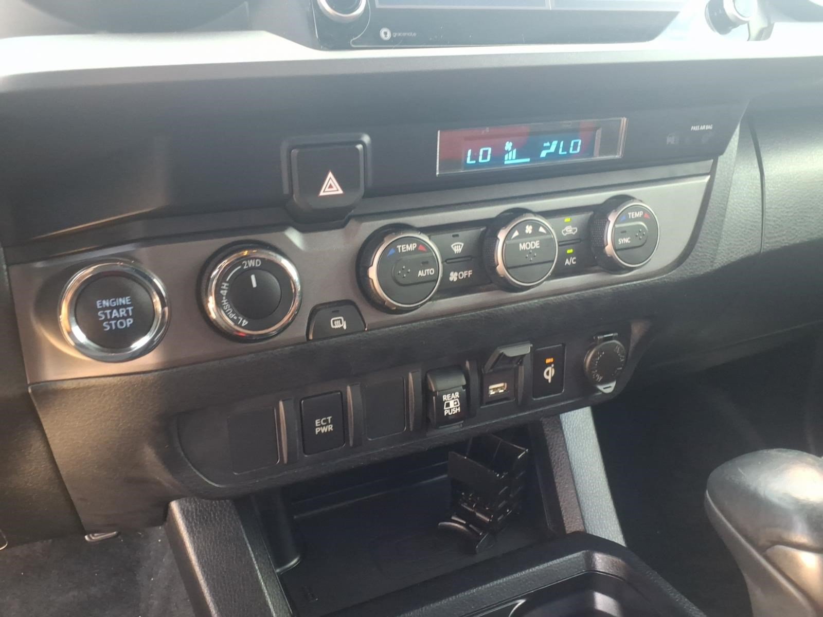 Used 2021 Toyota Tacoma TRD Off-Road AWD/4WD image 21