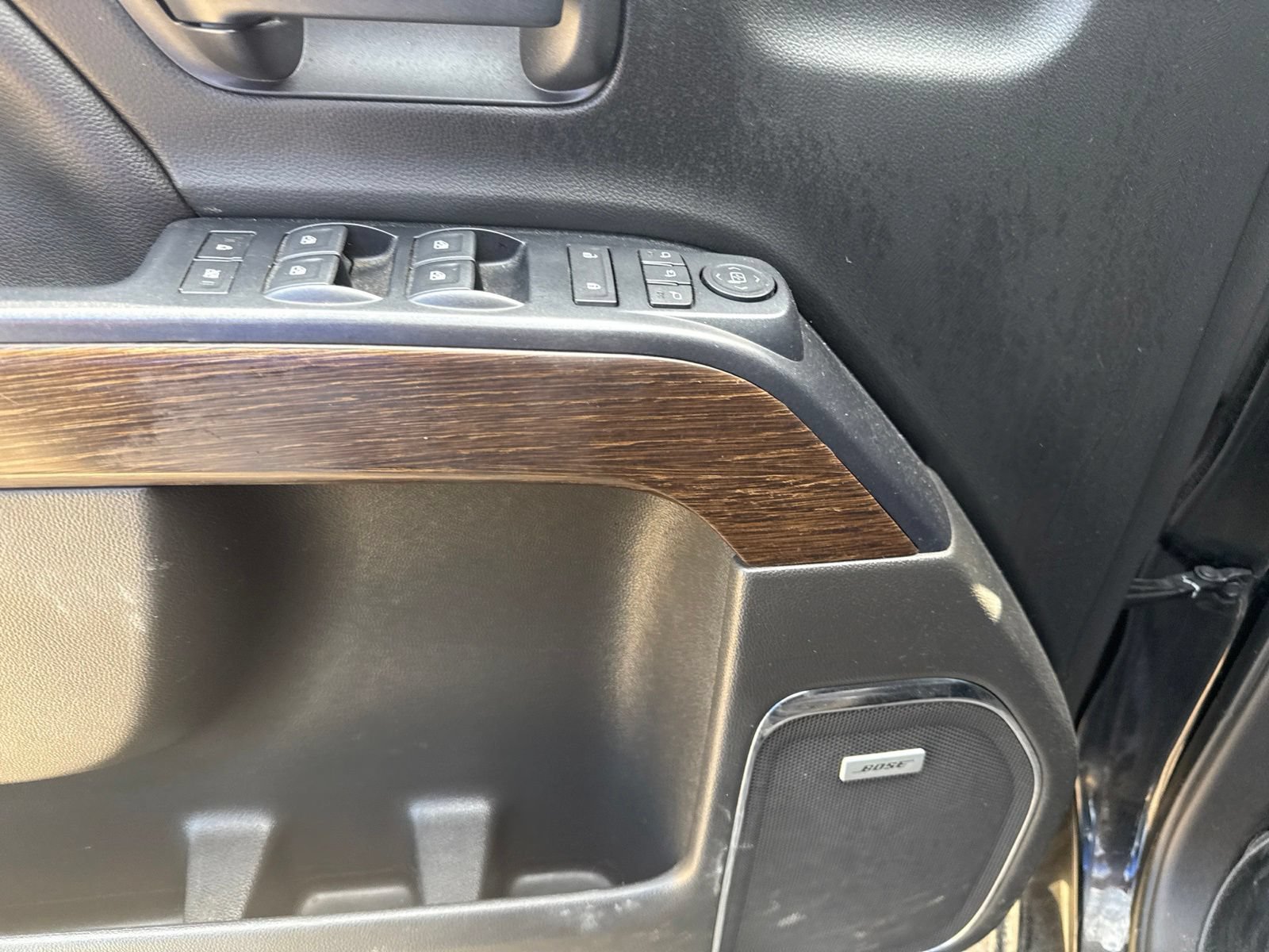 Used 2017 GMC Sierra 1500 Denali AWD/4WD image 16