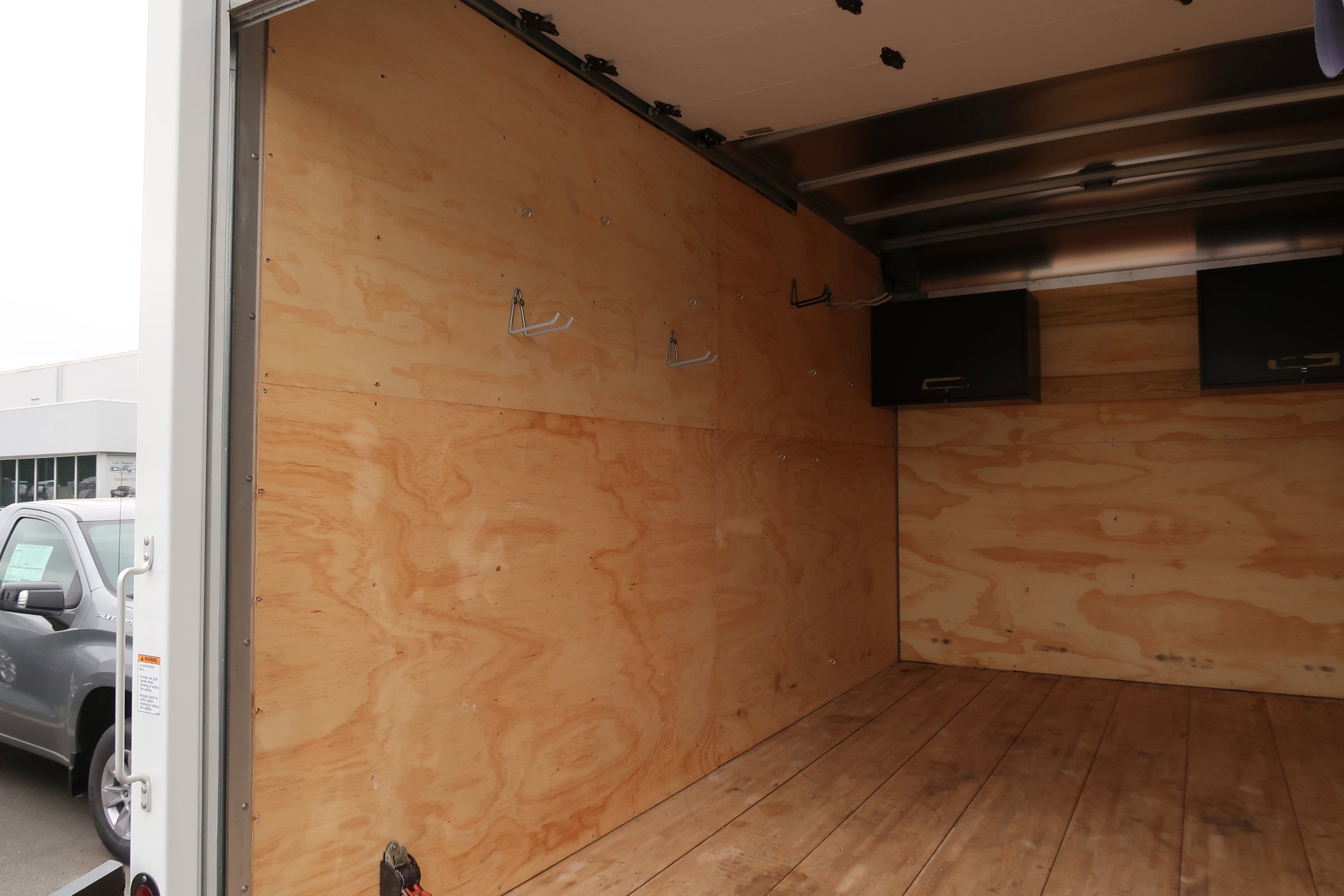 Used 2025 Chevrolet Low Cab Forward RWD image 14