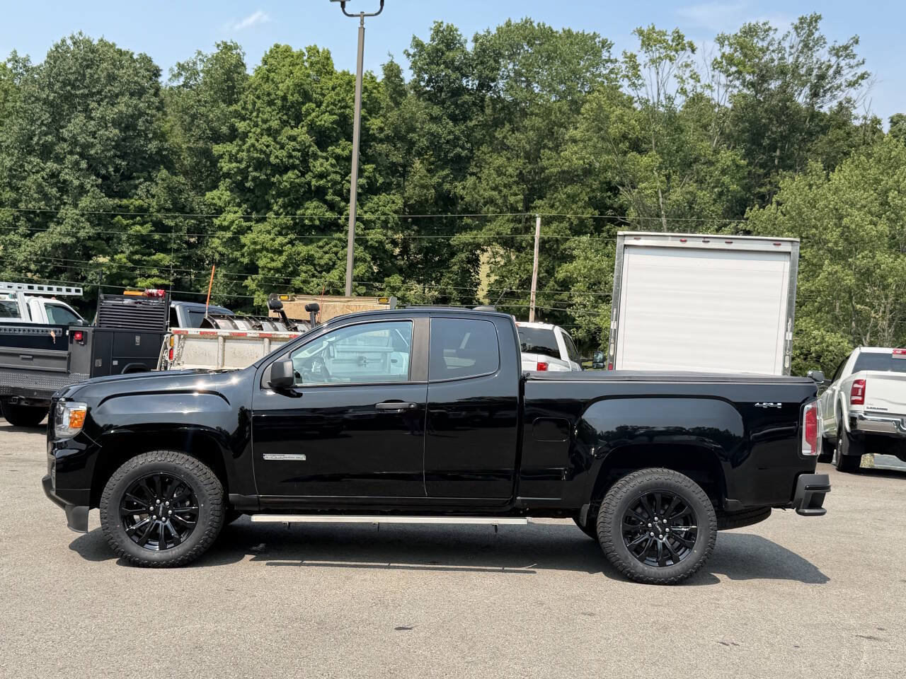 Used 2022 GMC Canyon Elevation Standard w/ Convenience Package AWD/4WD image 4