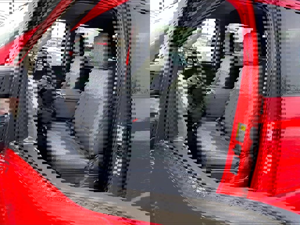 Used 2025 Ford F350 XLT w/ Tremor Off-Road Package image 9