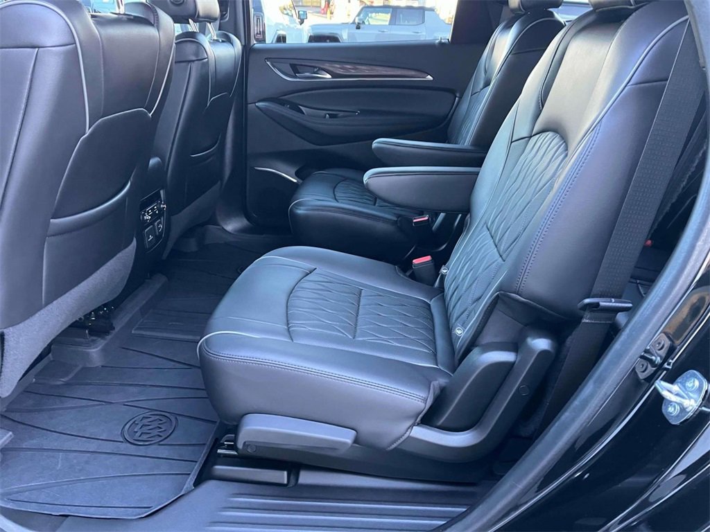 Used 2023 Buick Enclave Avenir w/ Avenir Technology Package image 16
