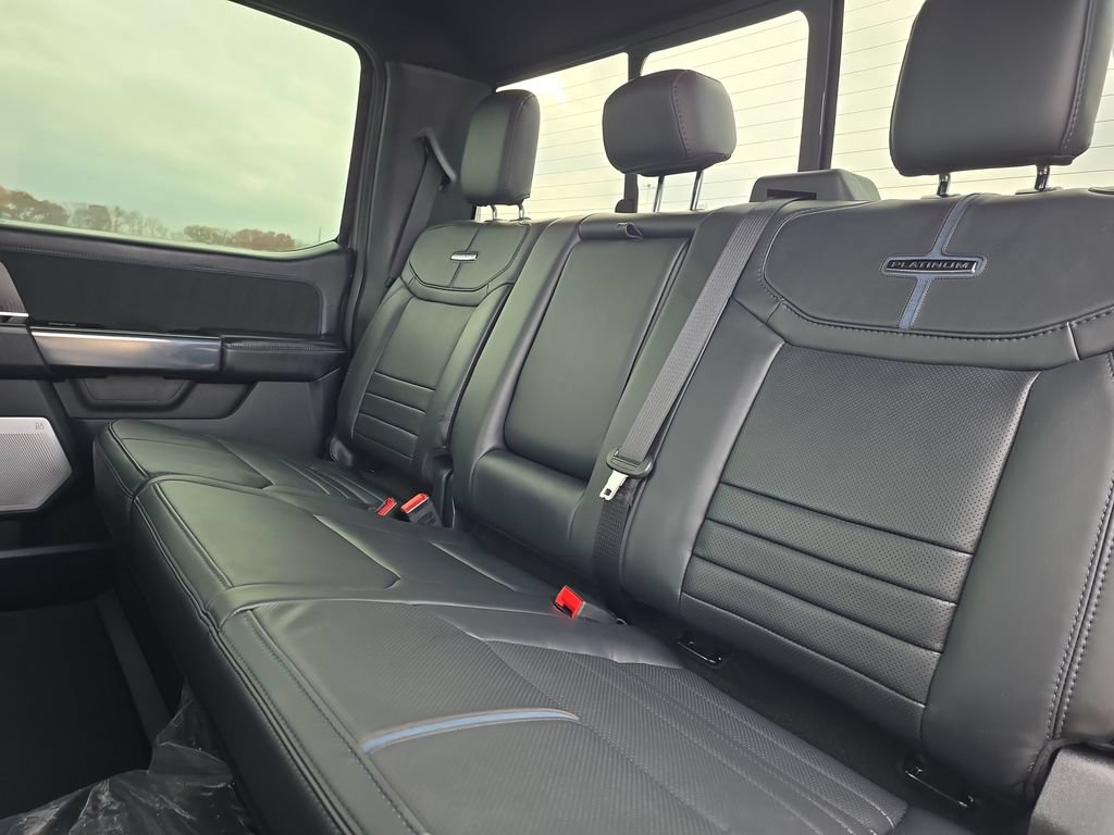 Used 2025 Ford F250 Platinum AWD/4WD image 45