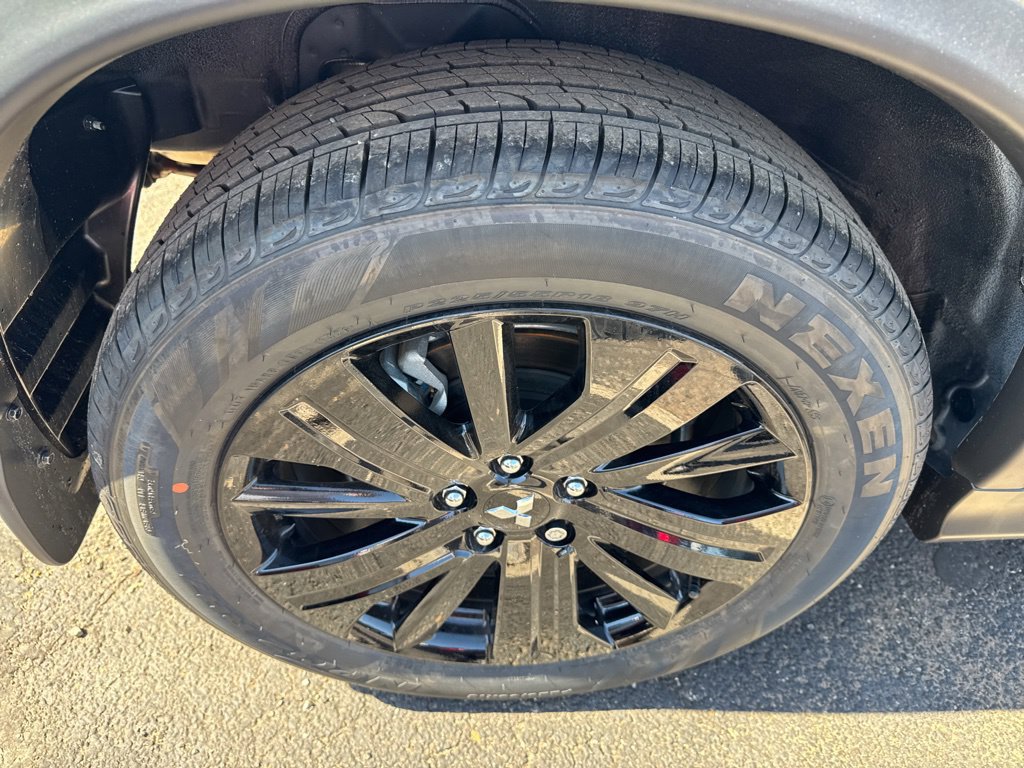 New 2027 Mitsubishi Outlander Sport LE FWD image 37