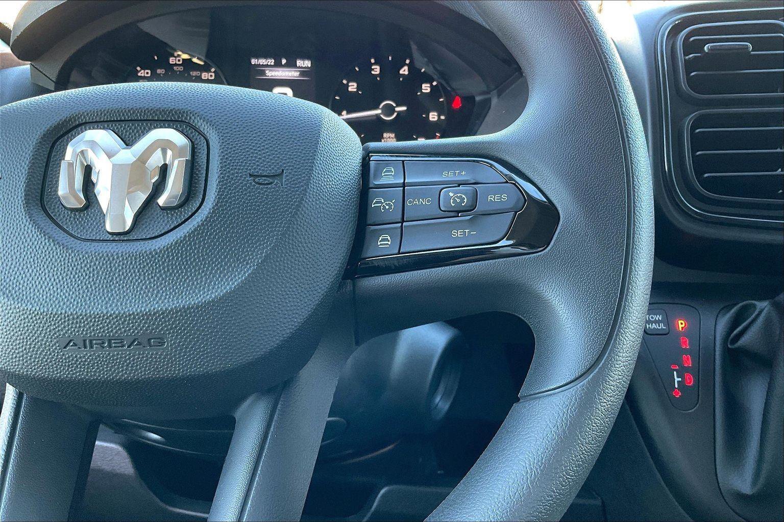 Used 2025 RAM ProMaster 2500 w/ Convenience Group image 19