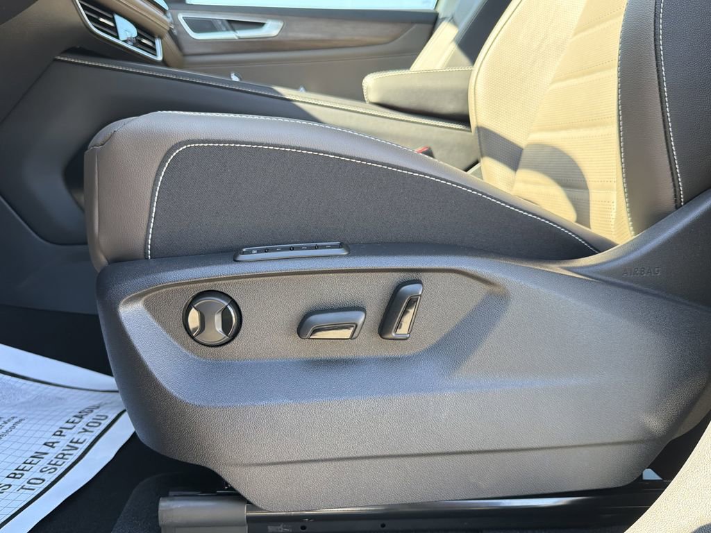 New 2026 Volkswagen Atlas SEL image 26