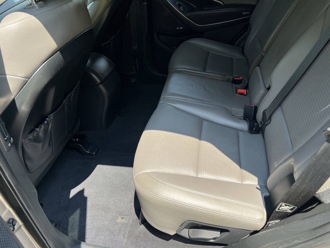 Used 2013 Hyundai Santa Fe Sport w/ Technology Pkg FWD image 11