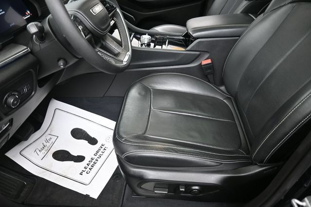 Used 2023 Jeep Grand Cherokee L Overland AWD/4WD image 15