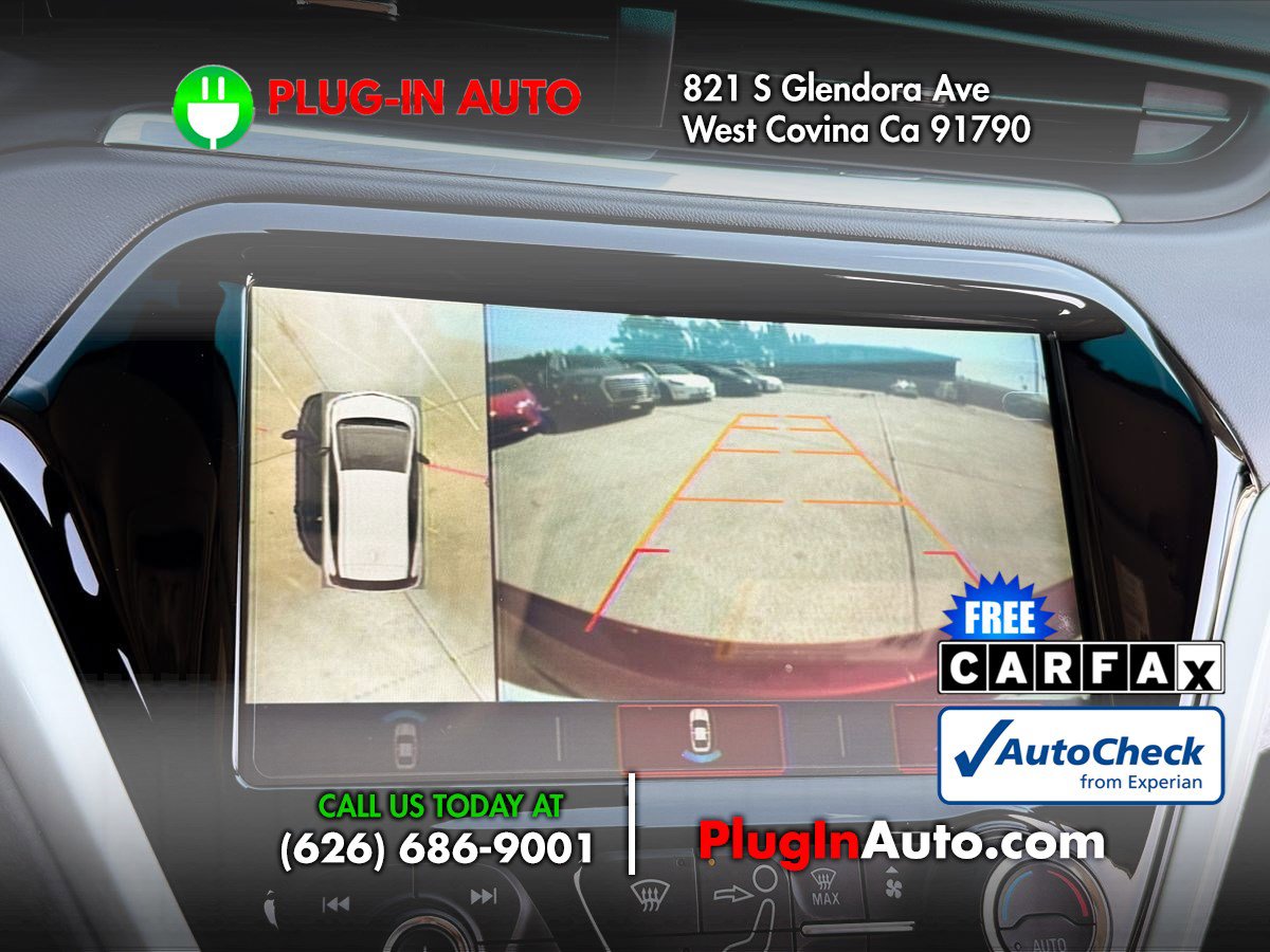 Used 2019 Chevrolet Bolt Premier w/ Infotainment Package FWD image 28