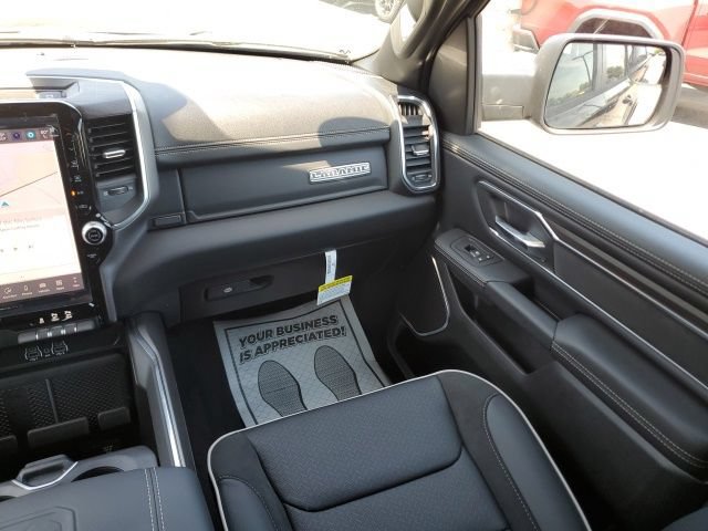 Used 2026 RAM 1500 Laramie AWD/4WD image 15