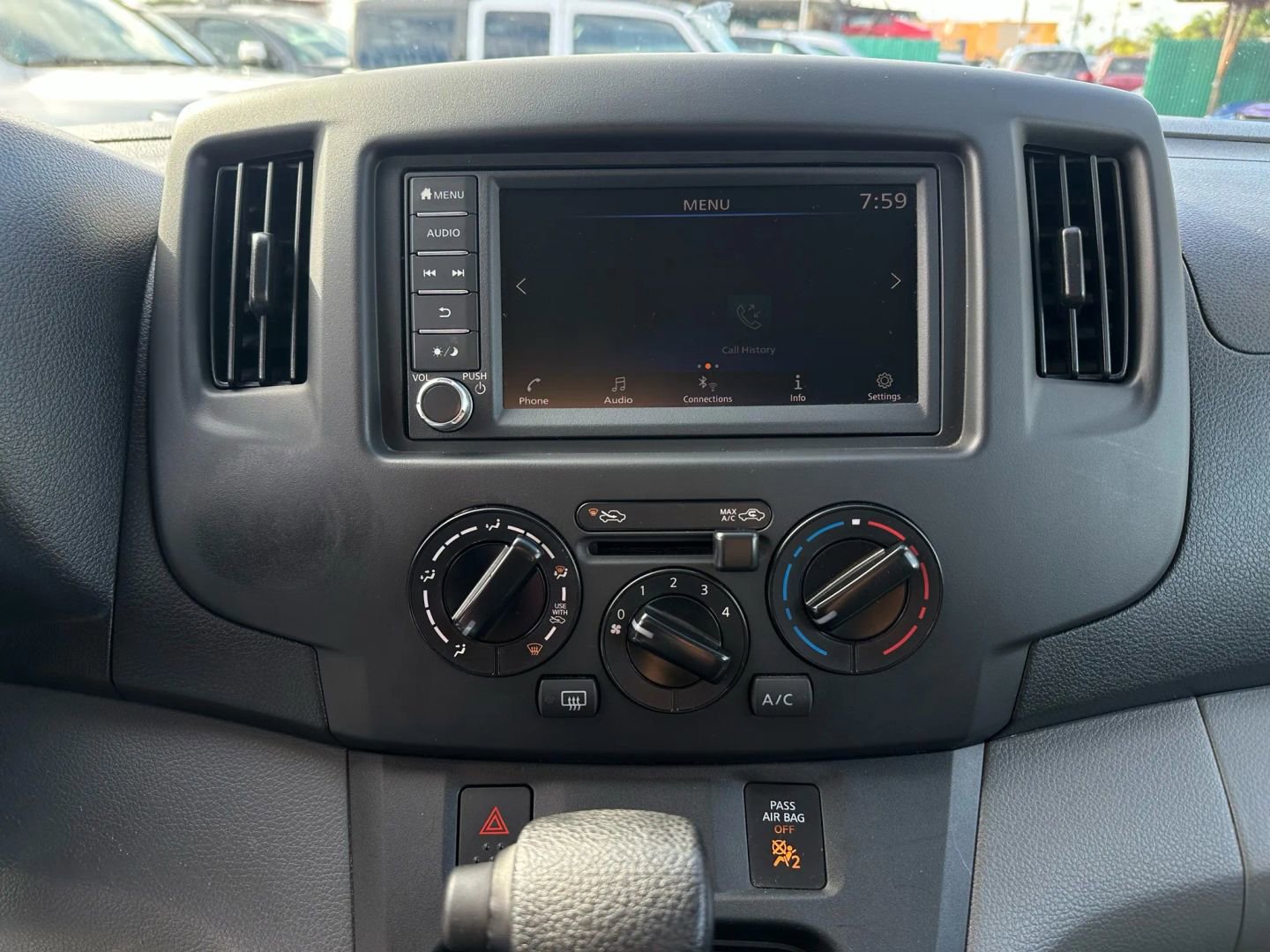 Used 2020 Nissan NV200 S w/ Sliding Glass Door Package image 25