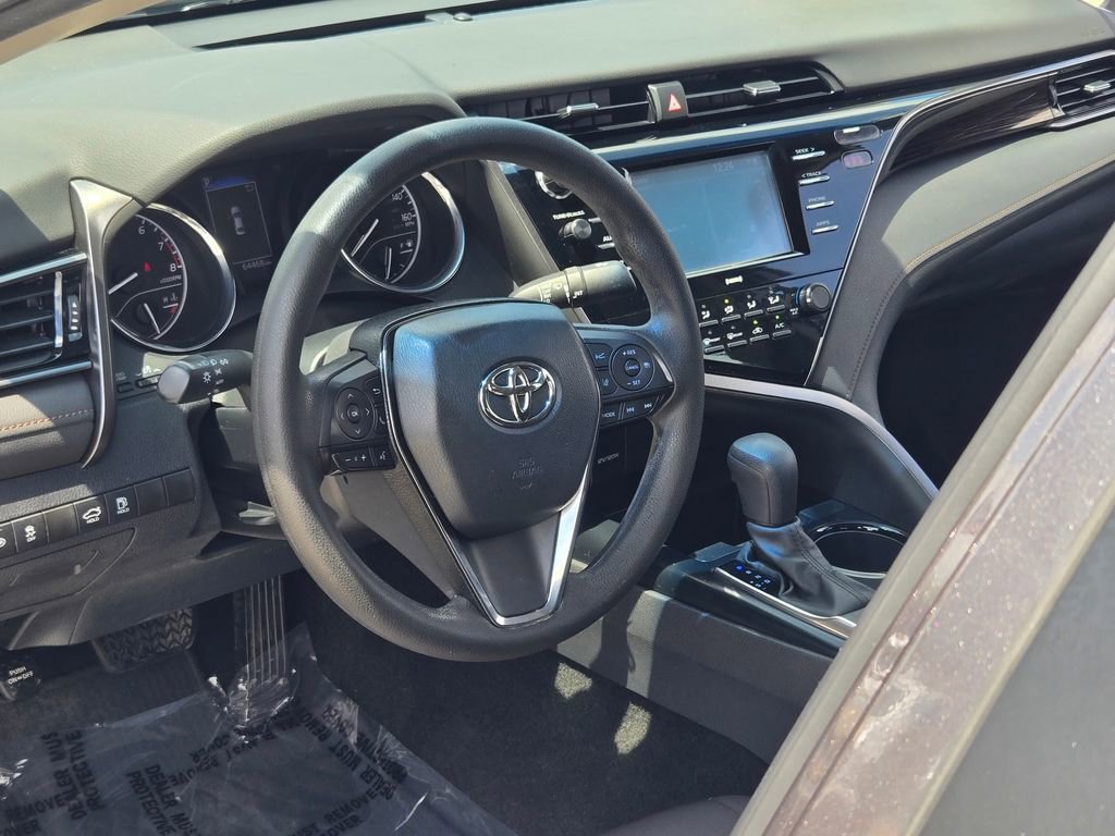 Used 2020 Toyota Camry LE w/ Carpet Mat Package FWD image 30