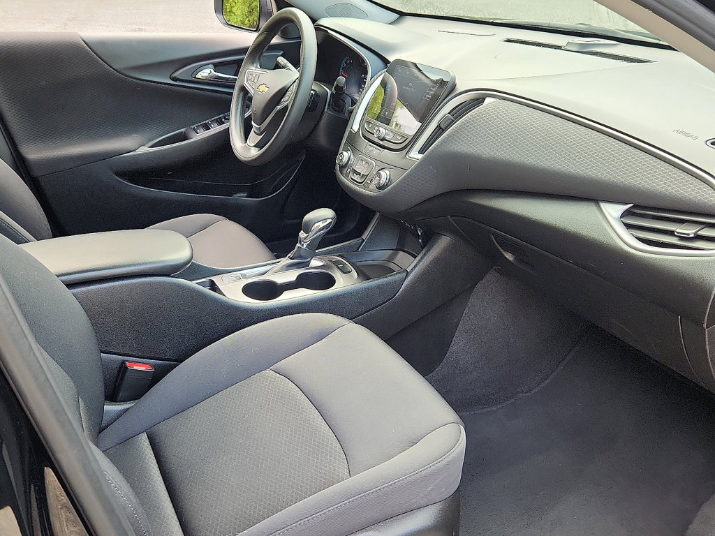 Used 2023 Chevrolet Malibu LS image 11