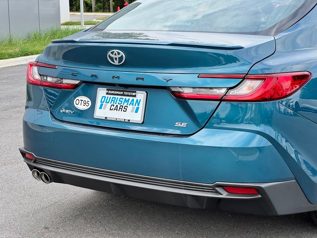 New 2026 Toyota Camry SE FWD image 31