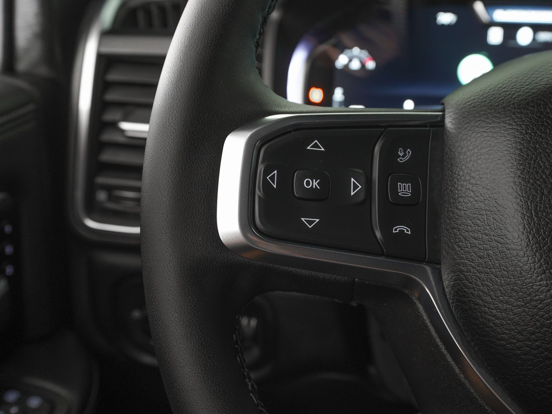 Used 2025 RAM 3500 Laramie w/ Sport Appearance Package image 19