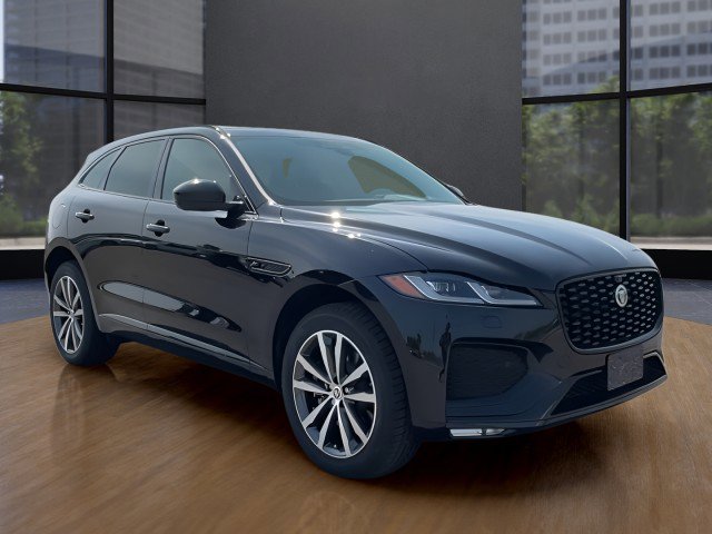 New 2026 Jaguar F-PACE R-Dynamic S image 2