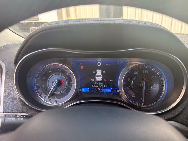 Used 2020 Chrysler 300 Touring w/ Sport Appearance Package RWD image 26