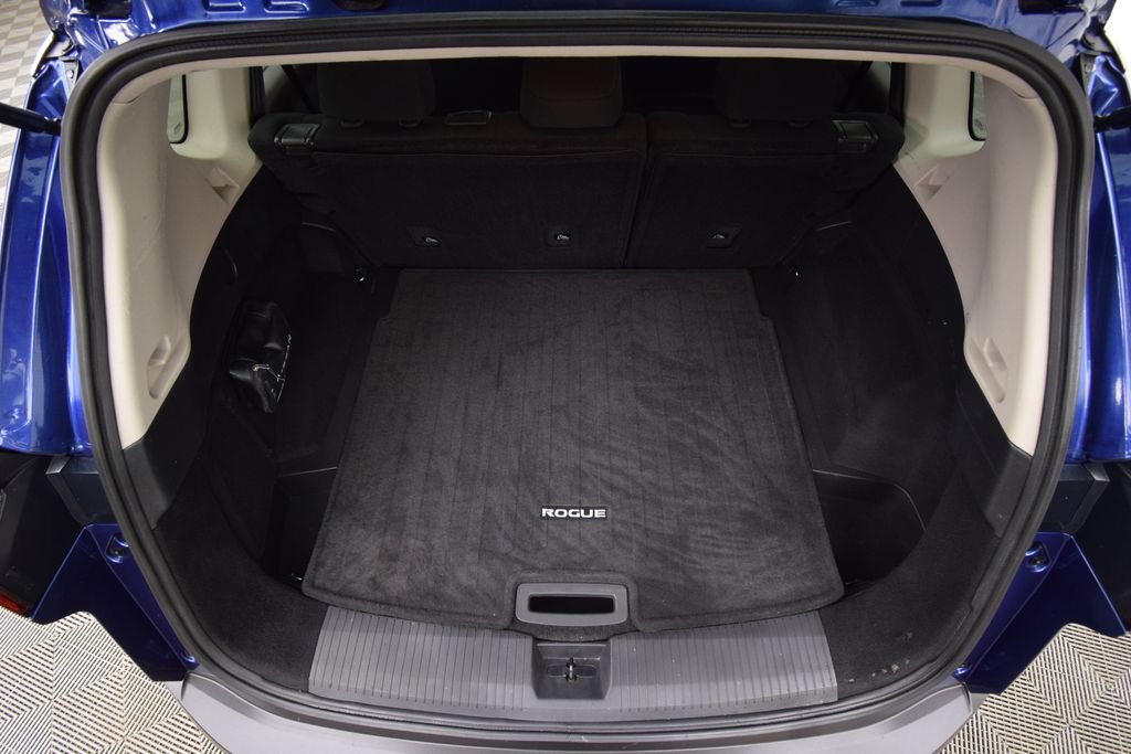 Used 2023 Nissan Rogue S FWD image 26