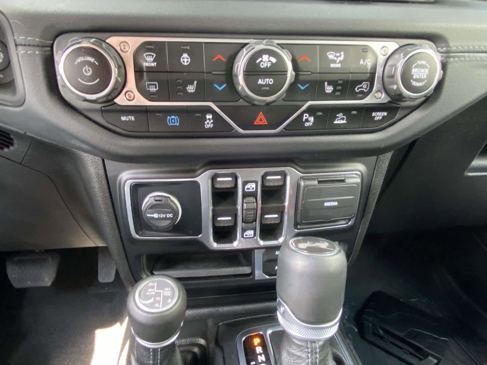 Used 2024 Jeep Wrangler High Altitude image 16