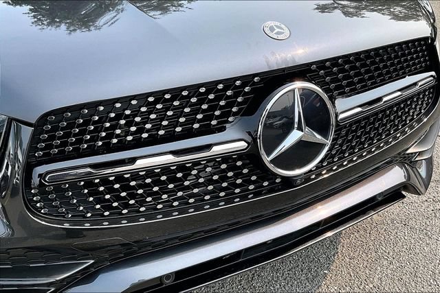 Certified 2022 Mercedes-Benz GLC 300 4MATIC Coupe image 27