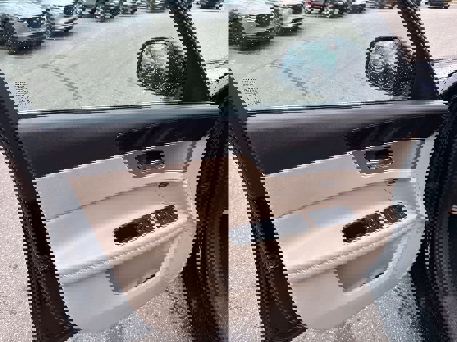 Used 2020 Jaguar XF Prestige image 15