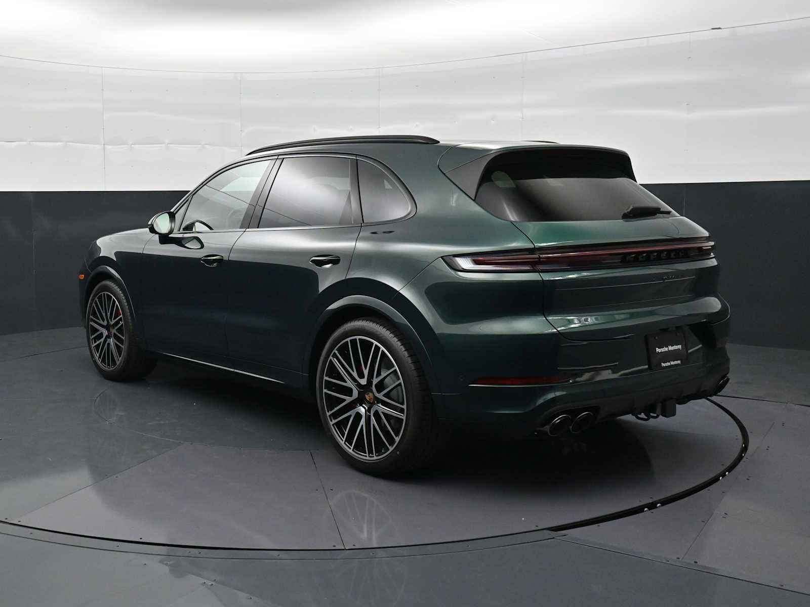 New 2026 Porsche Cayenne S AWD/4WD image 3