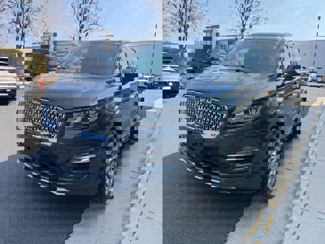 Used 2019 Lincoln MKC Reserve image 3