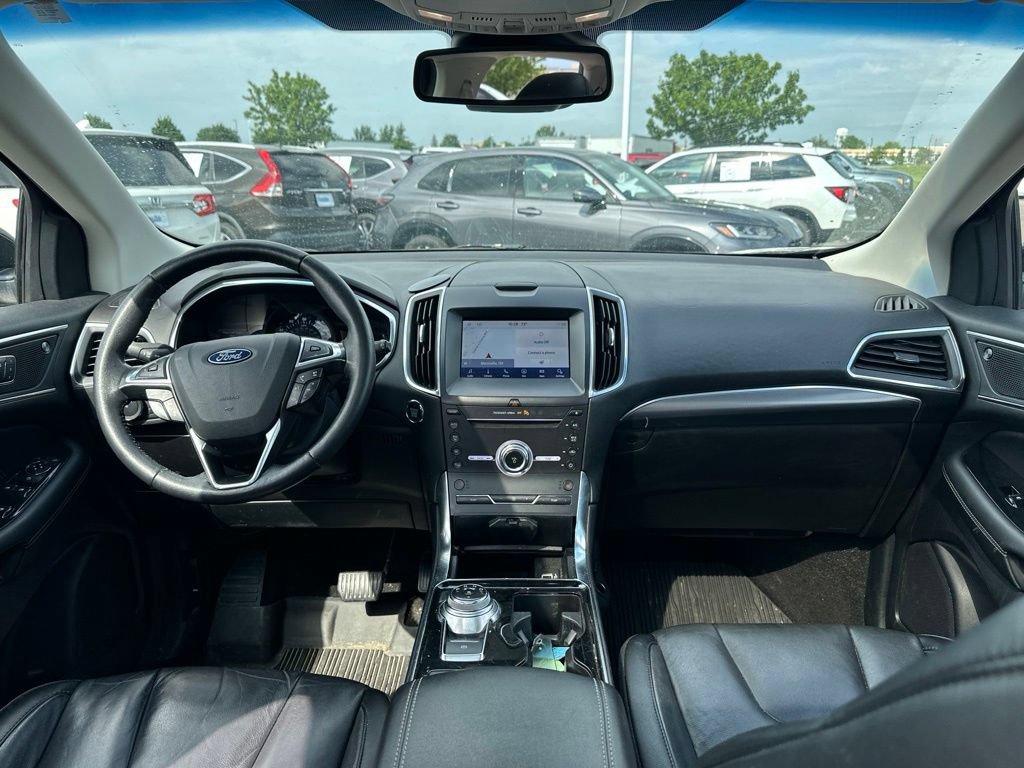 Used 2019 Ford Edge Titanium w/ Cold Weather Package AWD/4WD image 19
