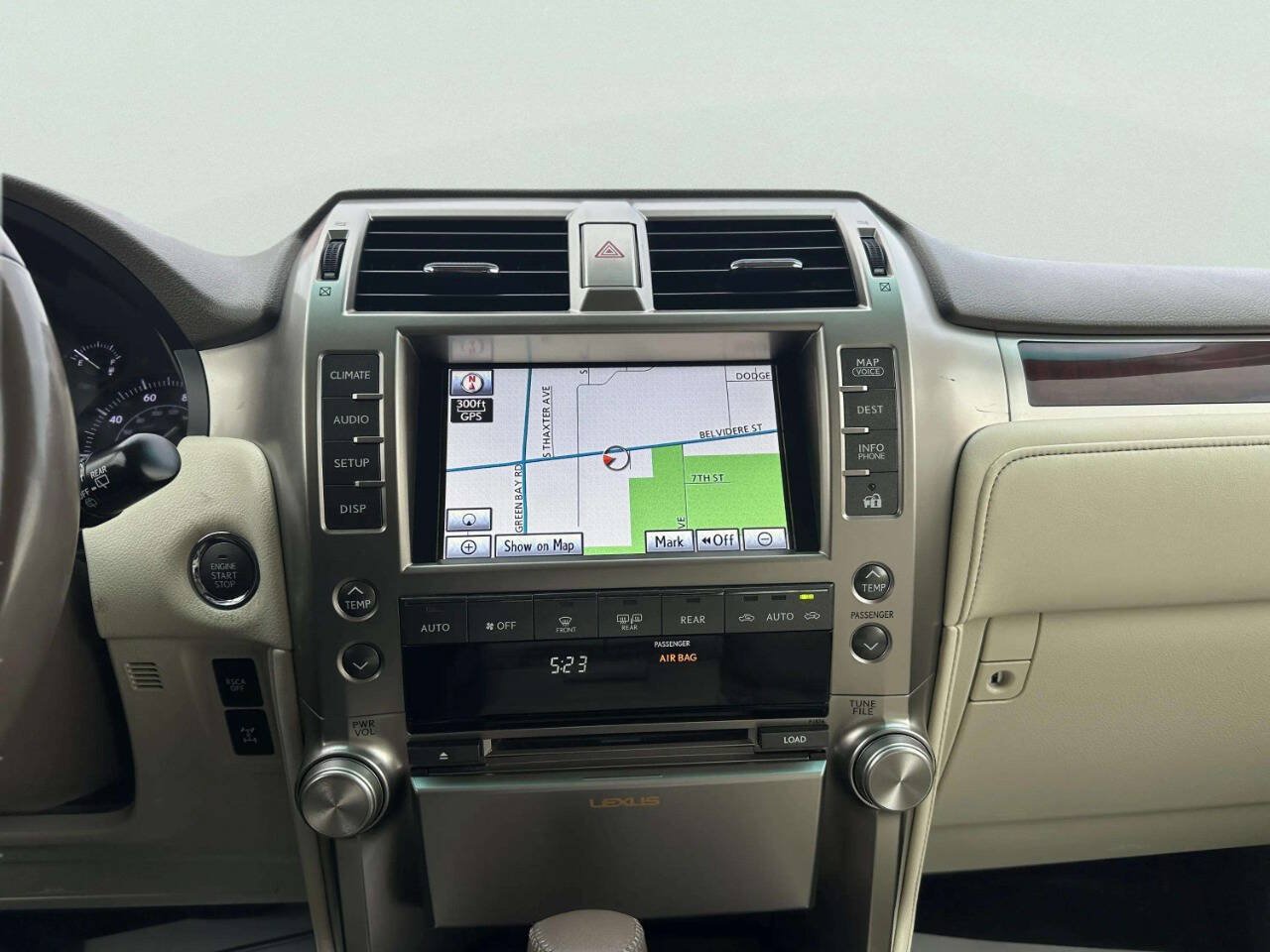 Used 2012 Lexus GX 460 w/ Comfort Plus Pkg AWD/4WD image 27