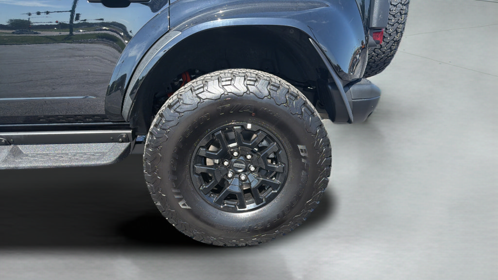 Used 2025 Ford Bronco Raptor AWD/4WD image 32