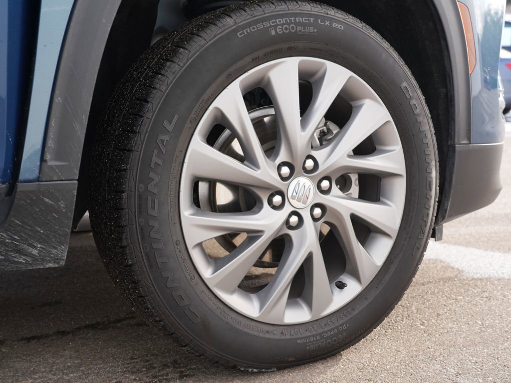 Used 2025 Buick Enclave Preferred AWD/4WD image 32