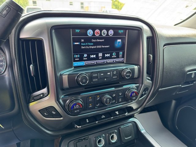 Used 2018 Chevrolet Silverado 3500 LTZ image 20