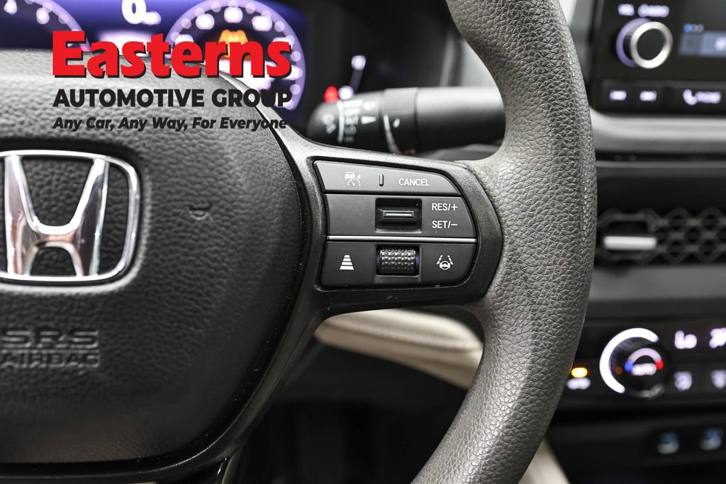Used 2025 Honda Accord SE image 16