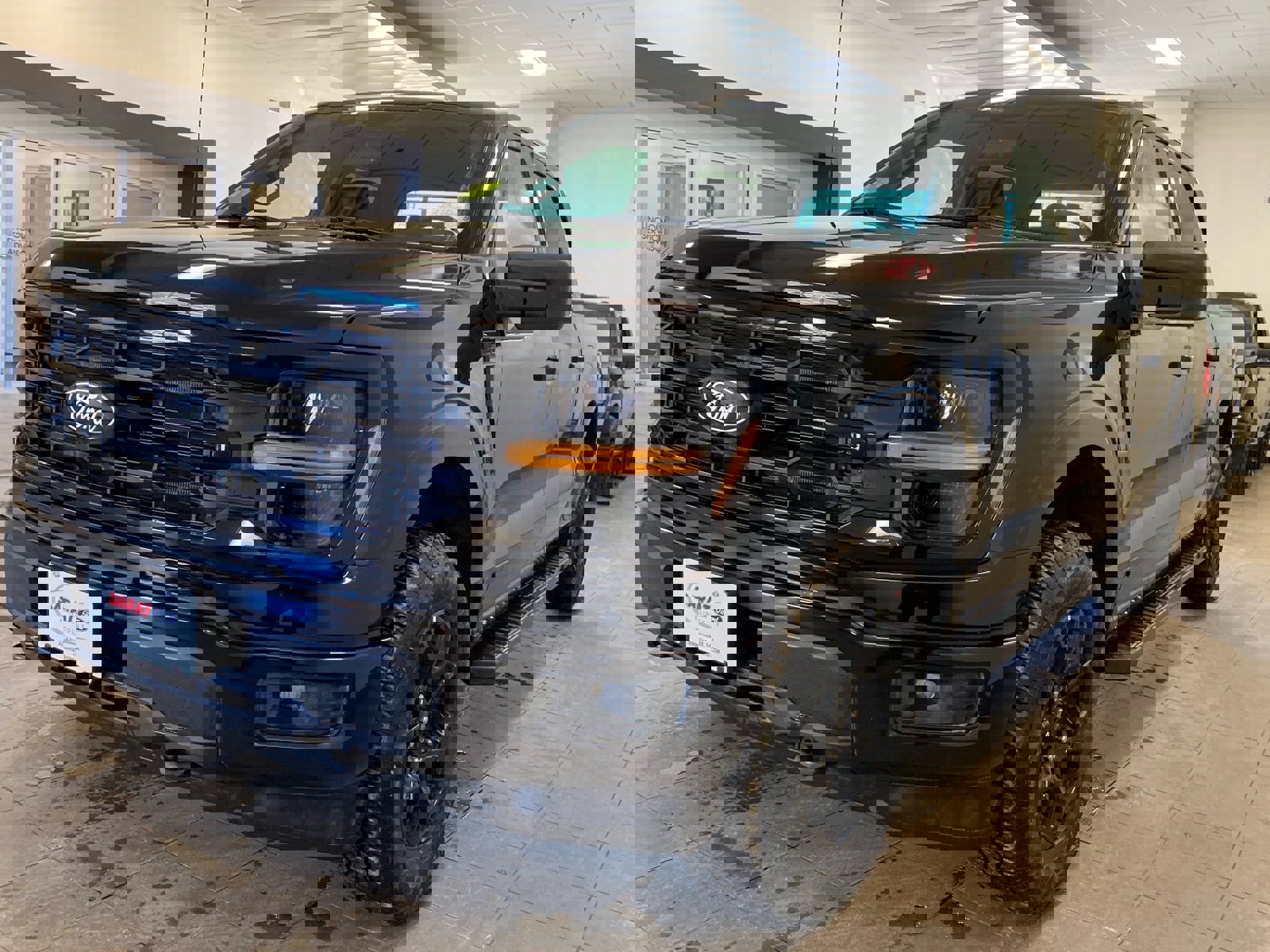 New 2026 Ford F150 XLT w/ Mobile Office Package image 4