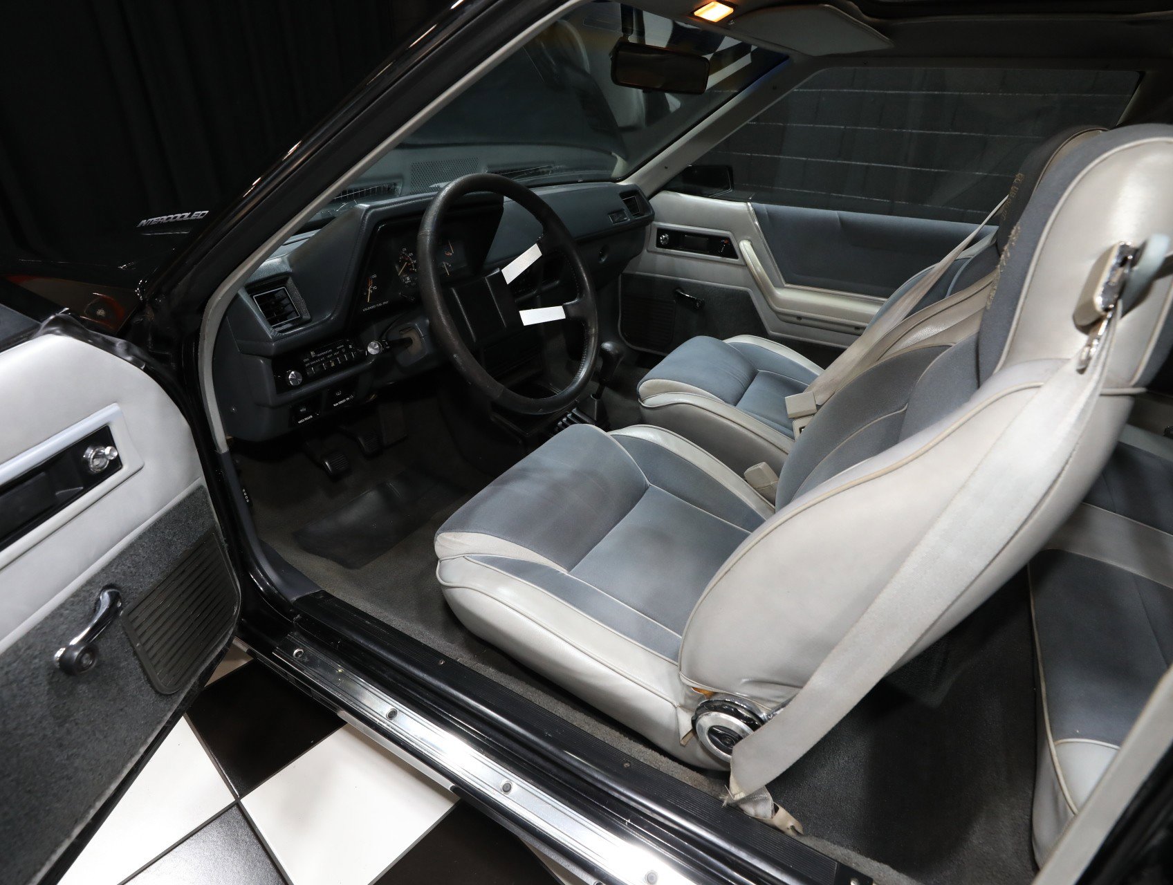 Used 1987 Dodge Charger Shelby FWD image 3