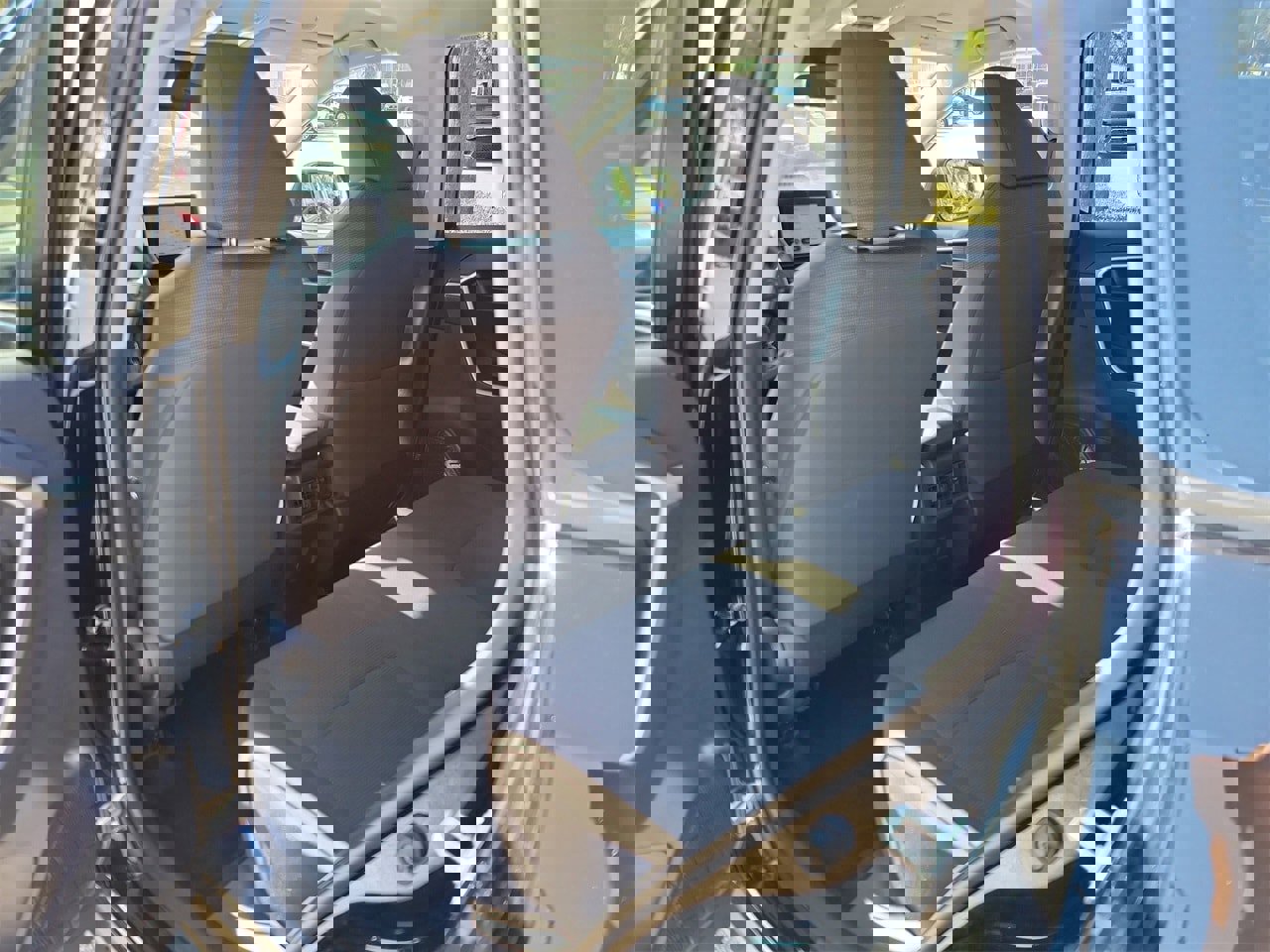 Used 2025 Toyota RAV4 LE image 9