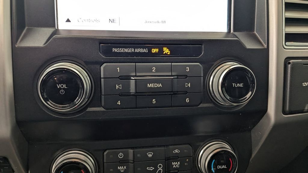 Certified 2019 Ford F450 Platinum w/ Platinum Ultimate Package image 30